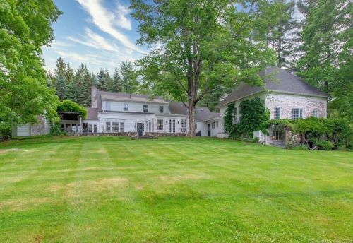 199 Wells Hill Rd, Lakeville, CT 06039-2233