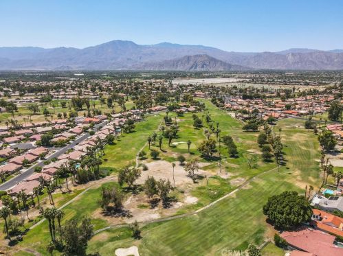 49527 Wayne St, Indio CA  92201-9752 exterior