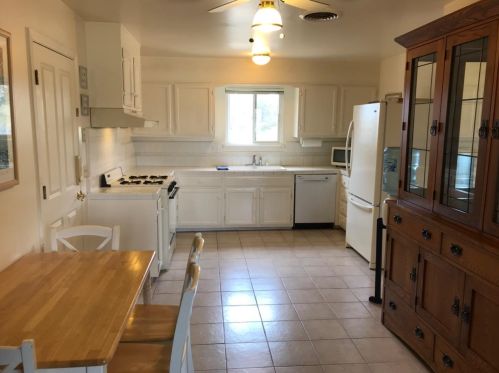 3002 Liberty Ct, Marina CA  93933-3619 exterior