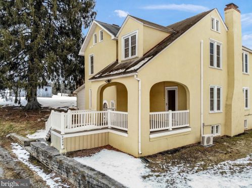 2049 Lenape Unionville Rd, Kennett Sq, PA 19348-1325
