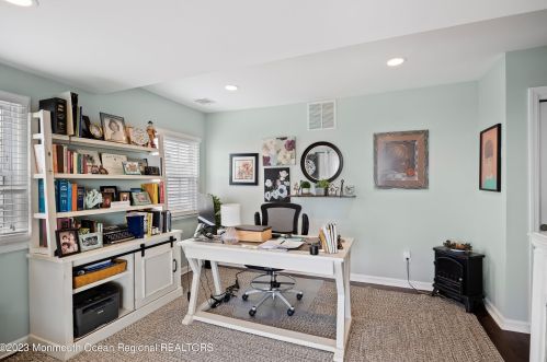 1600 Bch Blvd, Lacey NJ  08731-5031 exterior