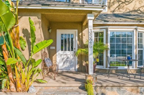 3526 Fidler Ave, Long Beach, CA 90808-2513