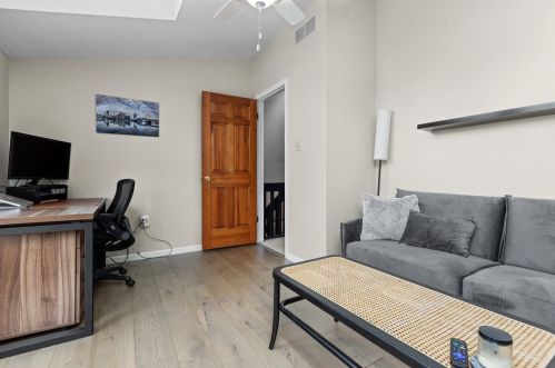 10064 Mansion Dr, Gibsonia PA  15044-7478 exterior