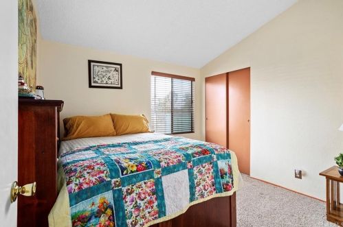 33278 Hidden Holw Dr, Wildomar CA exterior