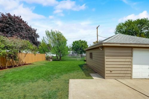 7807 34th Ave, Kenosha WI  53142-4631 exterior