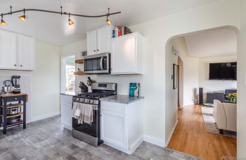 2741 Pearl St, Englewood CO 80113-1641 exterior