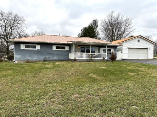 477 Columbus St, Blanchester, OH 45107-1075