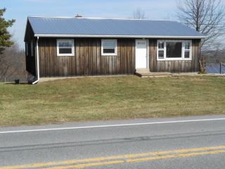 970 Prospect Rd, Kinderhook PA  17512-8932 exterior