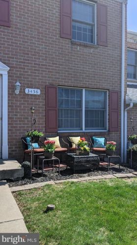 3456 Foxfield Cir, Perkiomenville, PA 18074-9429