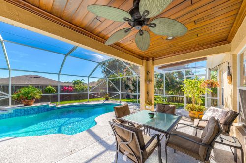 950 Connecticut Ter, Fort Pierce FL 34953-1514 exterior