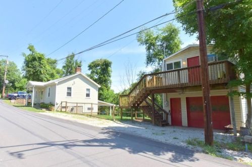 22 Mcchain Rd, Finleyville, PA 15332-4119