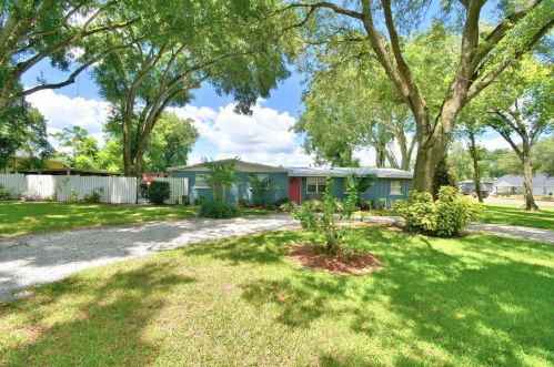 4040 Crews Ln, Lakeland, FL 33813-3913