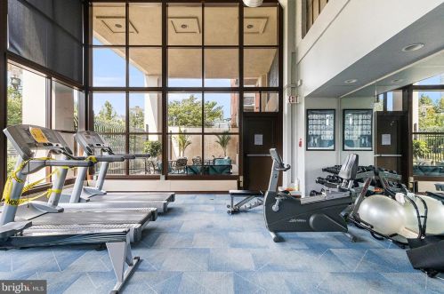 2429 Locust St, Philadelphia PA  19103-5553 exterior