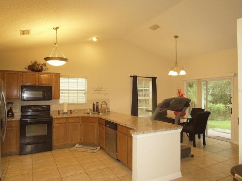 6540 Piccadilly Ln, Orlando, FL 32835-5764