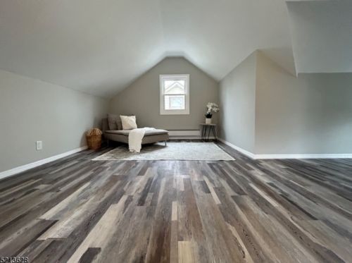 423 Drake Ave, Roselle NJ  07203-1425 exterior