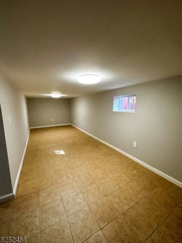 1029 Chandler Ave, Roselle NJ  07203-2746 exterior