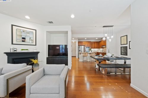 5072 Fioli Loop, San Ramon, CA 94582-5987