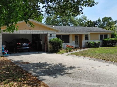 1141 Pilgrim Ave, Deltona, FL 32725-6452