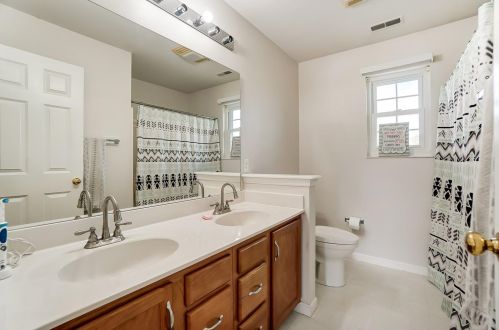 11671 Hawk Dr, New Haven OH  45030-8431 exterior