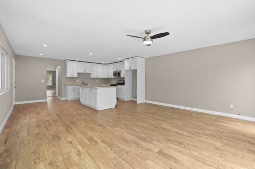 234 68th St, Long Beach CA  90805-1212 exterior