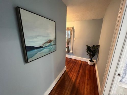 135 Autumn St, Manchester CT  06040-5519 exterior