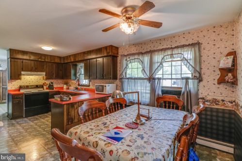 1823 Harvey Straughn Rd, Blackbird DE  19734-9646 exterior