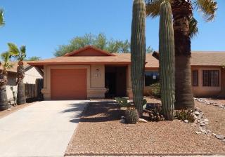 1691 Cochran St, Tucson, AZ 85746-1320
