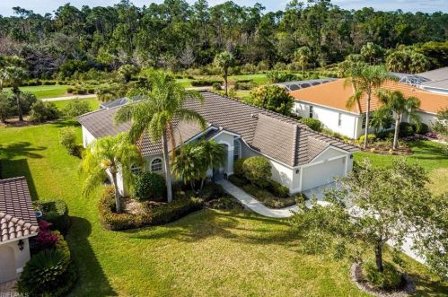 7727 Naples Heritage Dr, Naples, FL 34112-2738