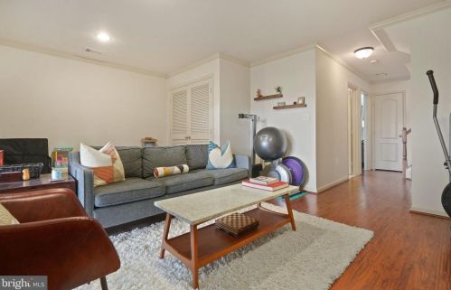 7360 Old Pohick Way, Lorton VA  22079-1564 exterior