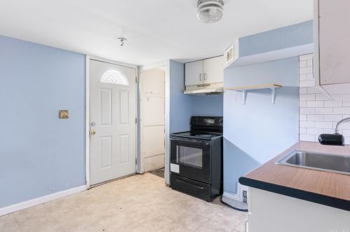 22 Maple St, Central Islip NY  11722-3127 exterior