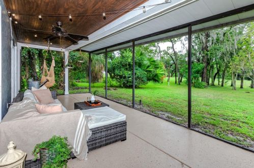 7712 Coachwood Dr, Port Richey, FL 34667-2363