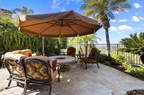 2602 Courtland St, Orange, CA 92867-2157