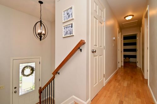 3508 Misty Creek Dr, Covington KY  41018-2627 exterior