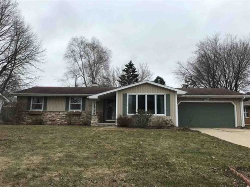 1293 Alice Dr, Green Bay, WI 54304-4243
