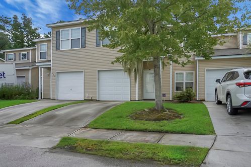 231 Grand Oaks Dr, Ladson, SC 29456-5005