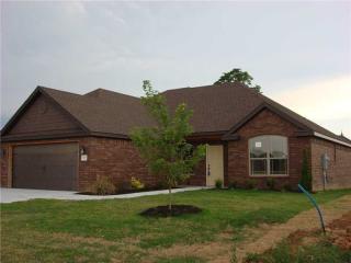 2912 15th St, Rogers, AR 72756-2038