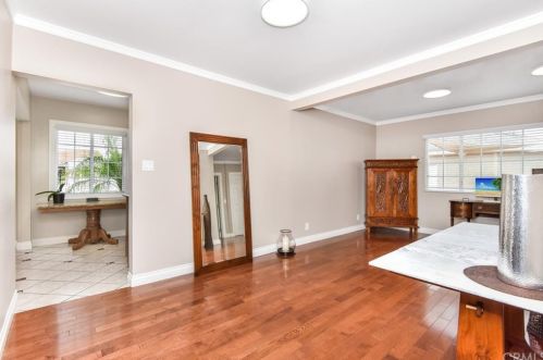 6003 Eckleson St, Lakewood CA  90713-1910 exterior