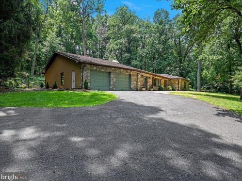 1716 Old Welsh Rd, Huntingdon Valley PA  19006-5838 exterior