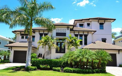 4830 Snarkage Dr, Bonita Springs, FL 34134-3910