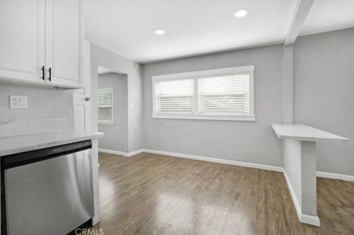 6188 Palm Ave, Riverside CA  92506-2022 exterior