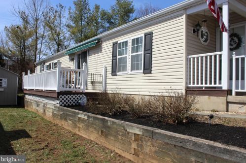 257 Chadwick Ct, Souderton PA  18964-2818 exterior