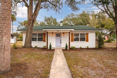 1017 Locust Ave, Sanford, FL 32771-2058