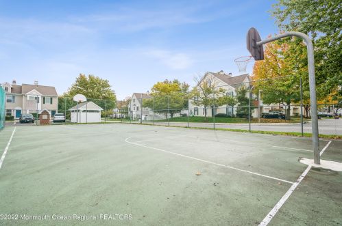 48 Alpine Rd, Holmdel Village NJ  07733-2724 exterior