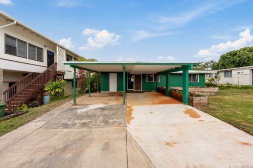 2170 Aamanu St, Pearl City HI  96782-1306 exterior