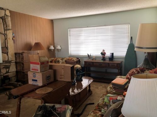 437 Steckel Dr, Santa Paula, CA 93060-1939