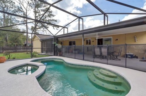 211 Shore Rd, Casselberry, FL 32708-3117