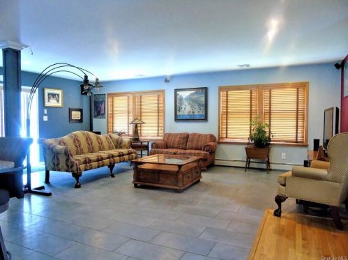 90 Ondaora Pkwy, Highland Falls, NY 10928-4012