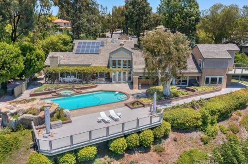 18852 Mesa Dr, Orange, CA 92861-3155