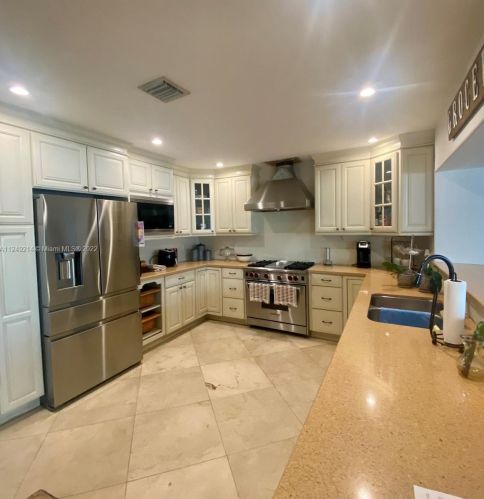 8720 18 St, Hollywood FL 33028-2601 exterior