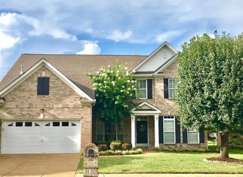 202 Wisteria Dr, Franklin, TN 37064-6114